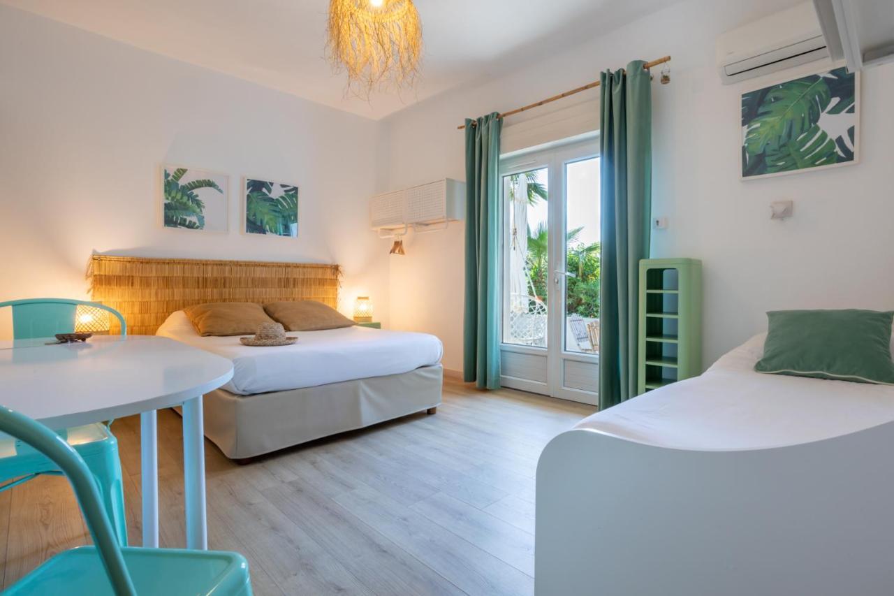 Hotel Almanarre Plage - Hotel Eco-Responsable Face A La Mer Hyeres Exterior photo